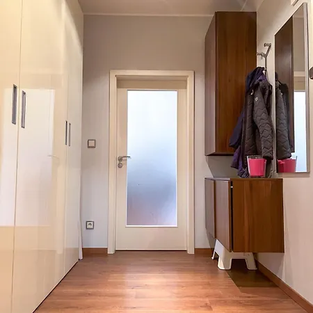 Utulny Byt V Borskem Parku * Пльзень