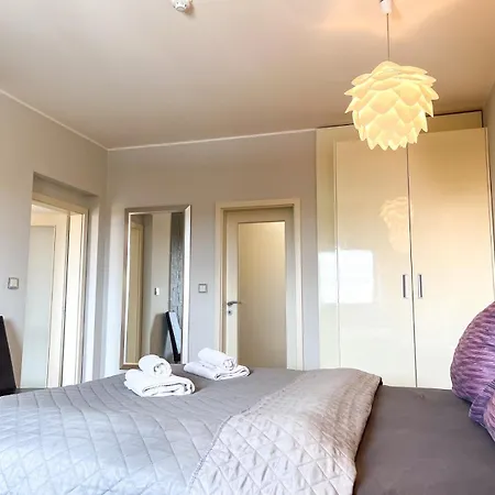 Apartment Utulny Byt V Borskem Parku