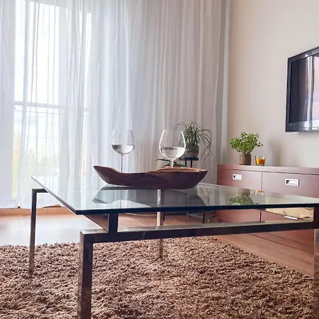 Utulny Byt V Borskem Parku *